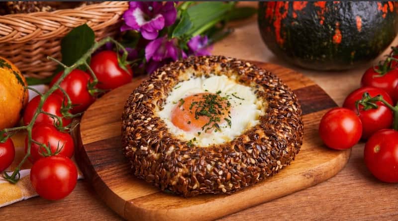 Ђеврек лан, сусам и јаје
